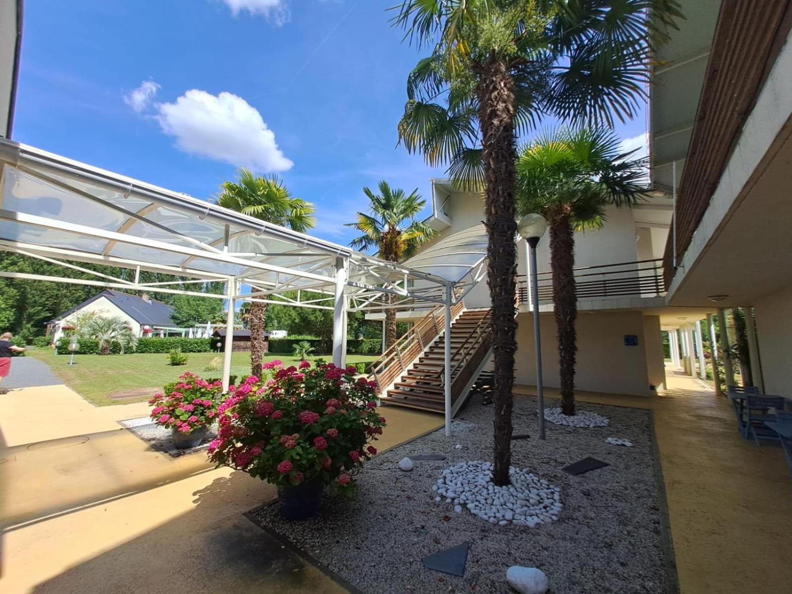 Verrieres-en-Anjou Hotel L'Oceane Angers Parc Expo מראה חיצוני תמונה