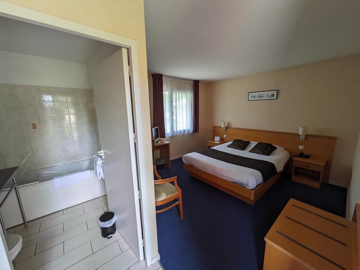 Verrieres-en-Anjou Hotel L'Oceane Angers Parc Expo מראה חיצוני תמונה