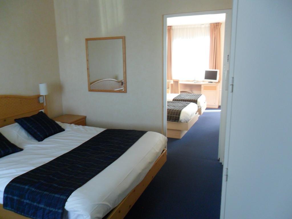 Verrieres-en-Anjou Hotel L'Oceane Angers Parc Expo מראה חיצוני תמונה