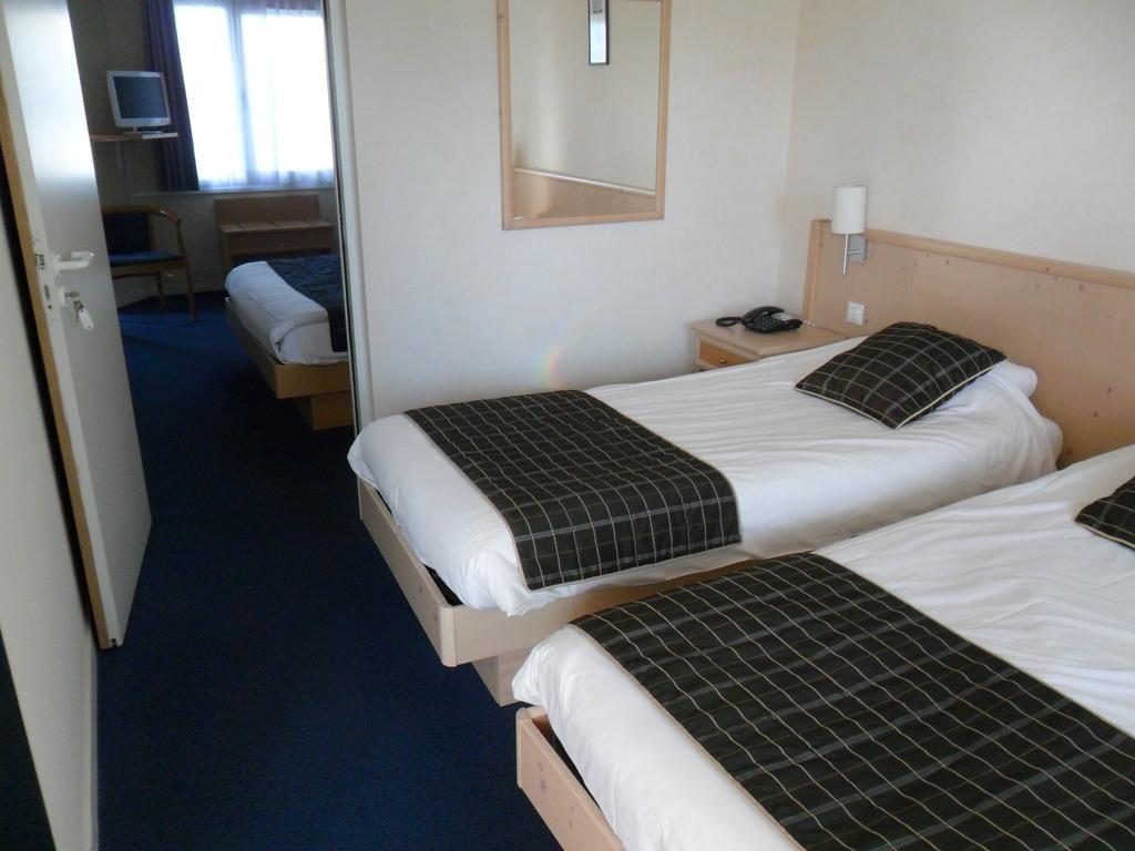 Verrieres-en-Anjou Hotel L'Oceane Angers Parc Expo חדר תמונה